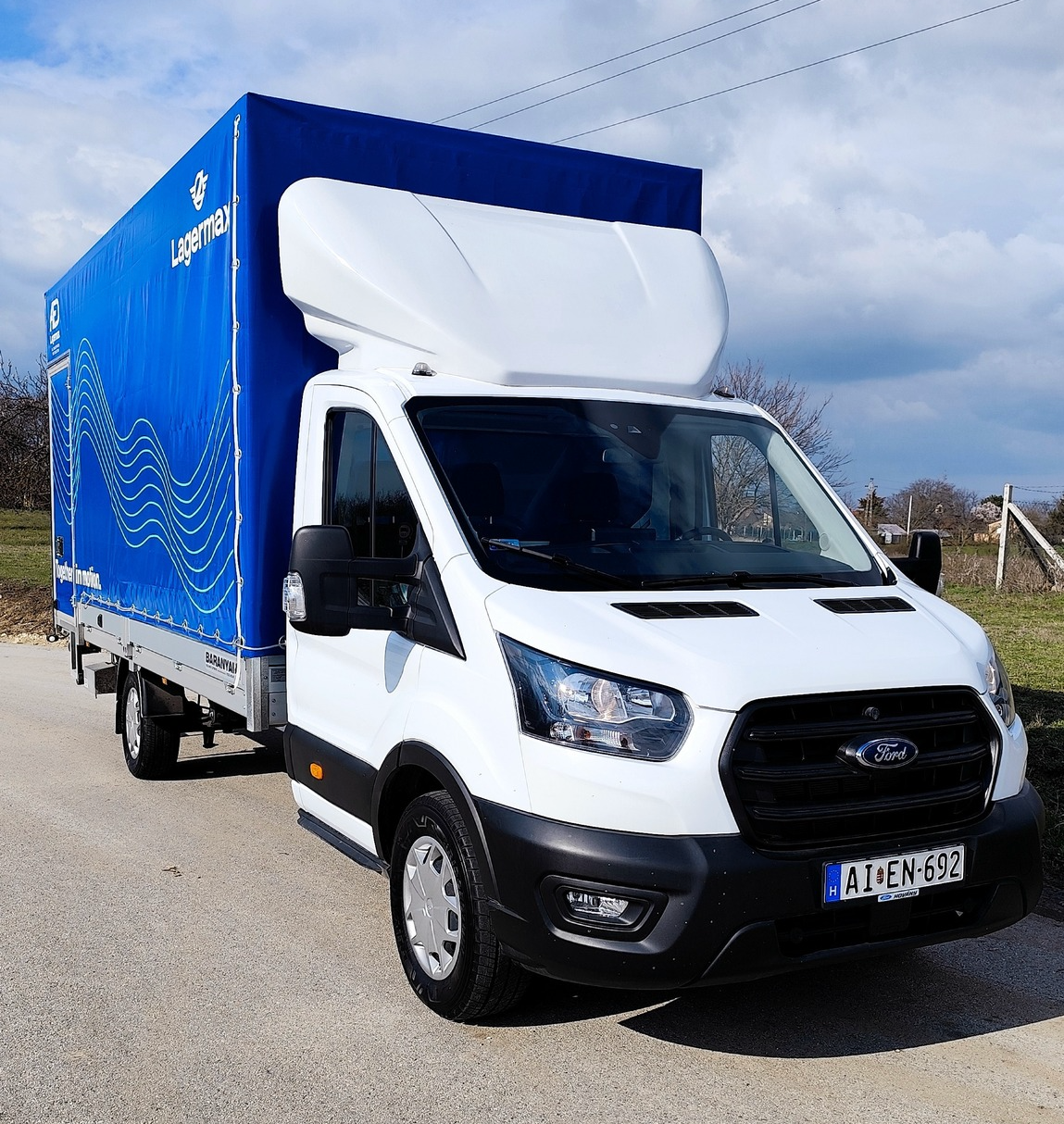 Medium Duty Truck